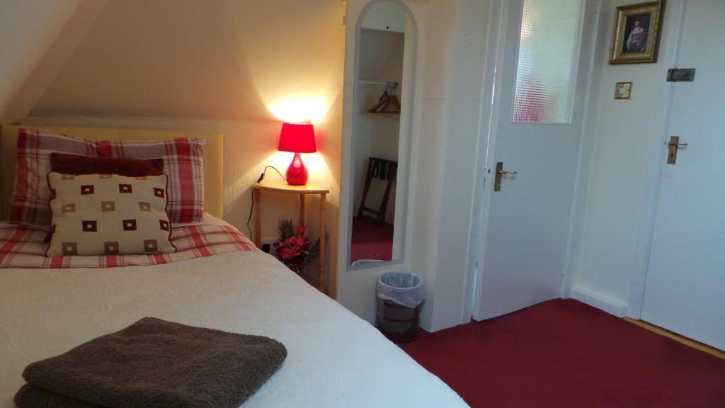 Inishmore House Galway Room photo